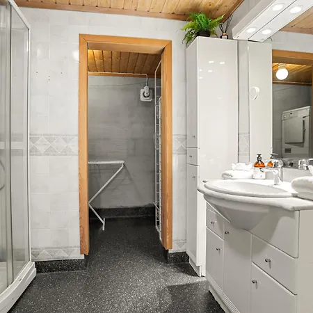 Krokenskogen Apartman *